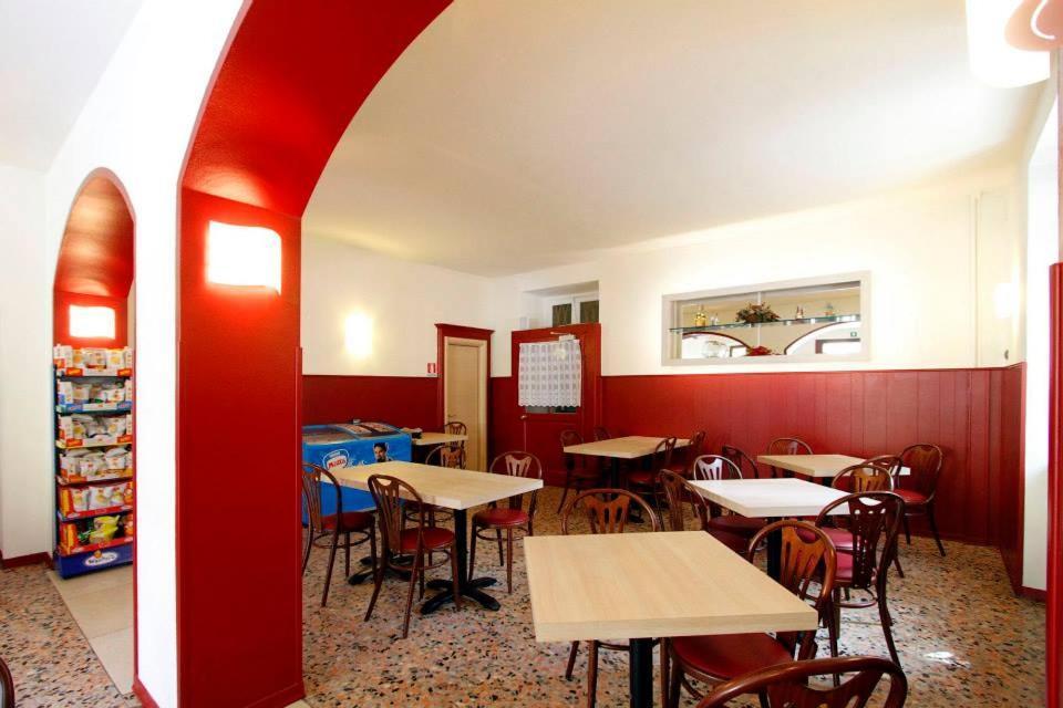 Albergo Maccagno ภายนอก รูปภาพ